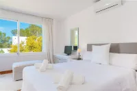 Villa Paz between Relaxation Nature and Waves Hotel a Sant Josep de Sa Talaia