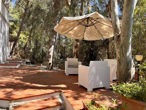 Villetta a 100 mt dal mare, 2 camere cucina bagno Hotels in Santa Caterina