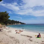 Apartment in a quiet, private estate with swimming pool, tennis court and petanque area