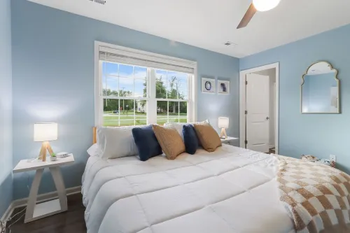 The Oasis, New! 7 beds on 1/2 acre  near Lake Geneva Hotels in Delavan