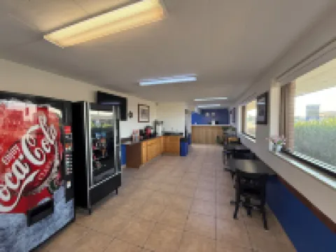 Frontier Inn Hotels in Great Bend