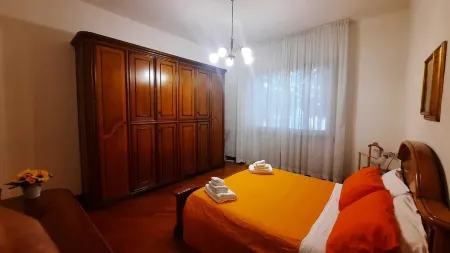 Florence Holiday Home - house with garden a few minutes from Florence and Prato Отели в г. Кампи-Бизенцио