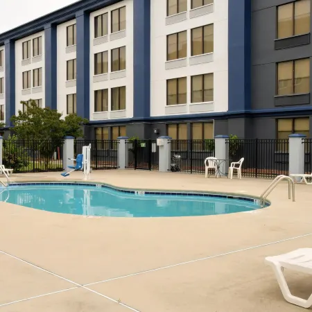 Clarion Pointe Jacksonville Near Camp Lejeune