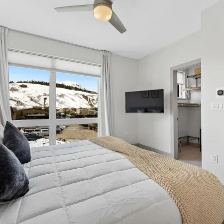 Contemporary luxury home in the heart of Silverthorne
