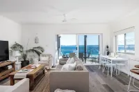 Bayview Towers 10 With Harbour Views