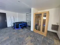 Les Abeilles du Mont D'or, Classée 5 Étoiles, Piscine Chauffée, Spa et Sauna