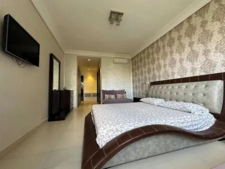 Four Bedroom Beach Front King Retreat