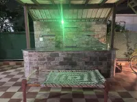 Charming 4-bedroom farmhouse with WiFi, AC in awesome Noida