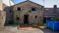 ¡A 10 Minutos de Santiago de Compostela! Casa Ideal Para Familias