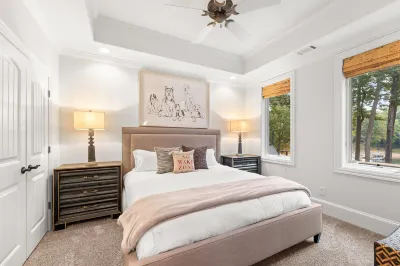 Luxury Lakefront retreat.  Privacy gate, pool and outdoor kitchen Hotels near Margaritaville at Lanier Islands Water Park