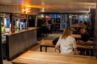 Abbey Court Hostel - Bares