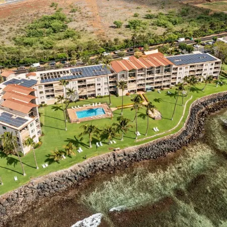 Oceanfront Maalaea Harbor Two Bedroom Condo within walking distance to beach