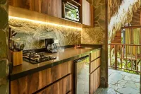 Cozy Cabin Nestled in Bamboo Forest Hotels in Circasia