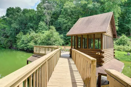 Charming 3-bedroom cabin on Boone Lake