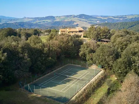 VILLA TUSCANY - PODERE DELL' AMORE Tennis court, swimming pool