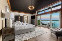 Luxury Beach House & Apartment, Hot Tub, Kayaks, Fire Pits, Game Room