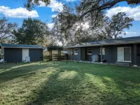 Tranquil Oaks Near Lake & Raceway w/Tesla Charger & Family Games Included!