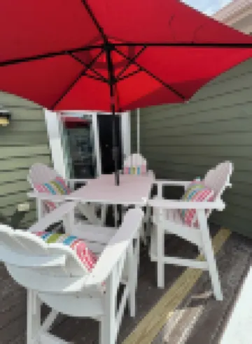 Upscale 4BR/4.5 Bath townhome/duplex in Corolla Light Resort community