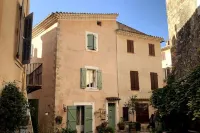 Petit nid Cosy Typiquement Provençal Hotels in Villecroze