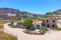 Villa Itaca - Amazing Swimmingpool by the Sea Hotels near Porto Pollo