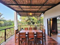 Modern Bahay Kubo near Tagaytay - Casita Anahaw