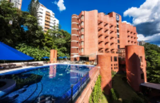 麥德林-貝爾福-達恩卡爾頓酒店