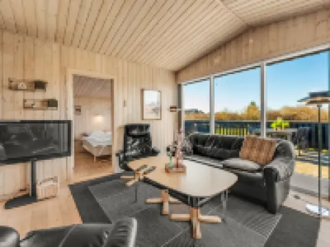 "Benjamina" - 530m to the Fjord