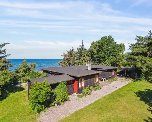 "Antonina" - 10m from the Sea Hotels in Martofte