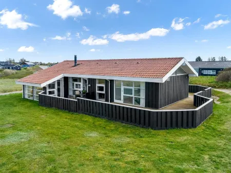 "Venja" - 200m from the Sea