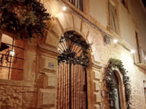 Palazzo Rizzi Dimora dei Templari Hotel a Bitetto