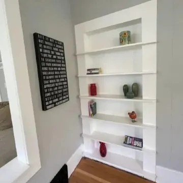 Charming heritage house 2-bedroom home in the heart of downtown.