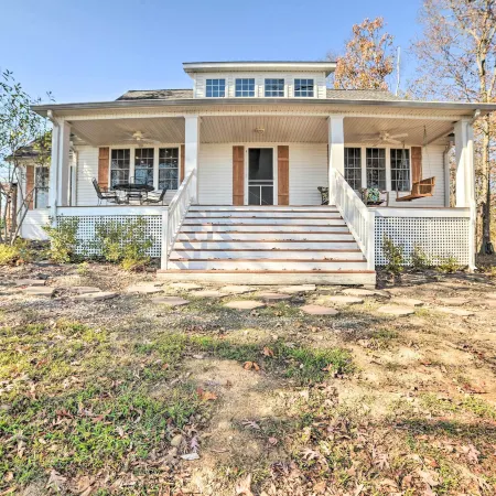 Country-Chic Home w/ Fire Pit, Steps to Lake!