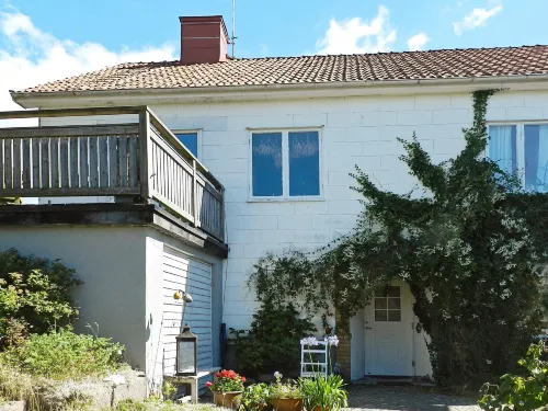 3 person holiday home in LYSEKIL - 3-Star