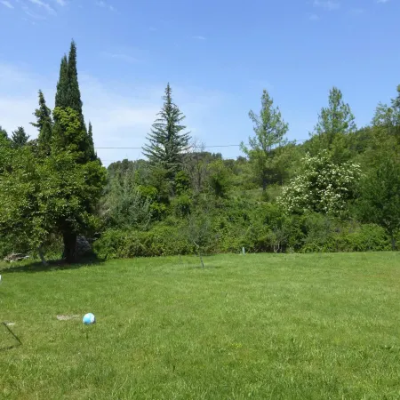 Relaxing Home Near Pool in Malaucène