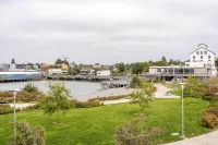 1025 Luxe • 2BR • Waterfront District • Close to Downtown & WWU