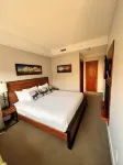Relaxing Mountain Retreat, Corner Views, Sleeps 8