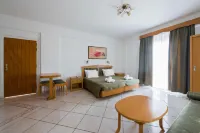 Giannoulaki Resort