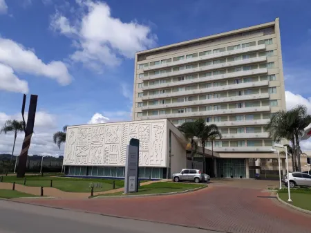 San Diego Suites Veredas Sete Lagoas Отели в г. Сети-Лагоас