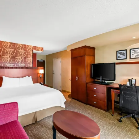 Sonesta Essential Junction City