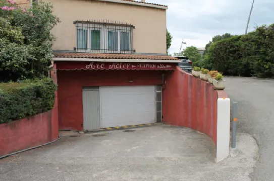 Adonis Arc Hotel Aix