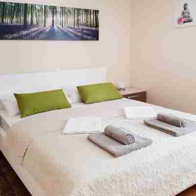 Apartment in Starigrad near Beach & Paklenica Rooms