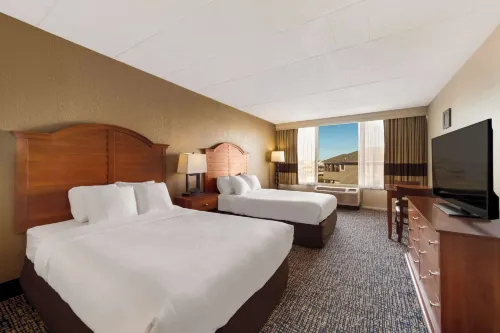 Comfort Inn South Oceanfront - Pools
