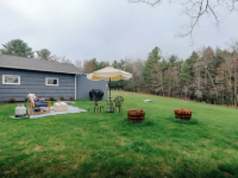 Newly Listed Cottage w/ Firepit 10 Min To Beach - Drive To Acadia & Bar Harbor!