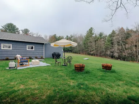 Newly Listed Cottage w/ Firepit 10 Min To Beach - Drive To Acadia & Bar Harbor!