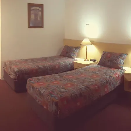 Cooma Motor Lodge Motel