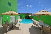 Holiday Inn Express & Suites CD. JUAREZ - LAS MISIONES by IHG - Kolam Renang