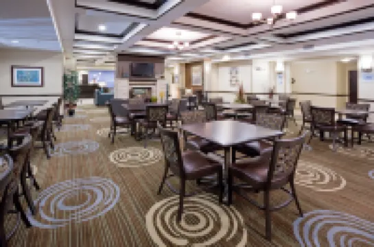 Holiday Inn Express & Suites RICHFIELD by IHG