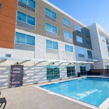 Holiday Inn Express & Suites MCKINNEY - FRISCO EAST by IHG
