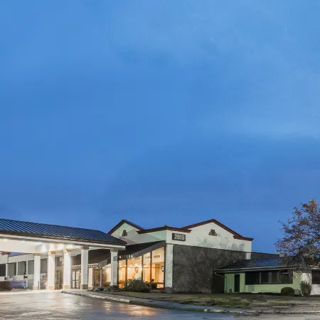 Red Roof Inn & Suites Mt Holly - McGuire AFB