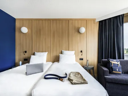 圖爾南部美居飯店